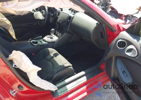 2017 Nissan 370Z z USA, uszkodzony, nr VIN JN1AZ4EH0HM951435